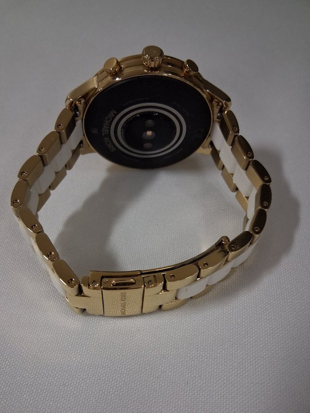 Michael Kors Access Women’s Runway Touchscreen Smartwatch (Model MKT5057) - Picture 6 of 9